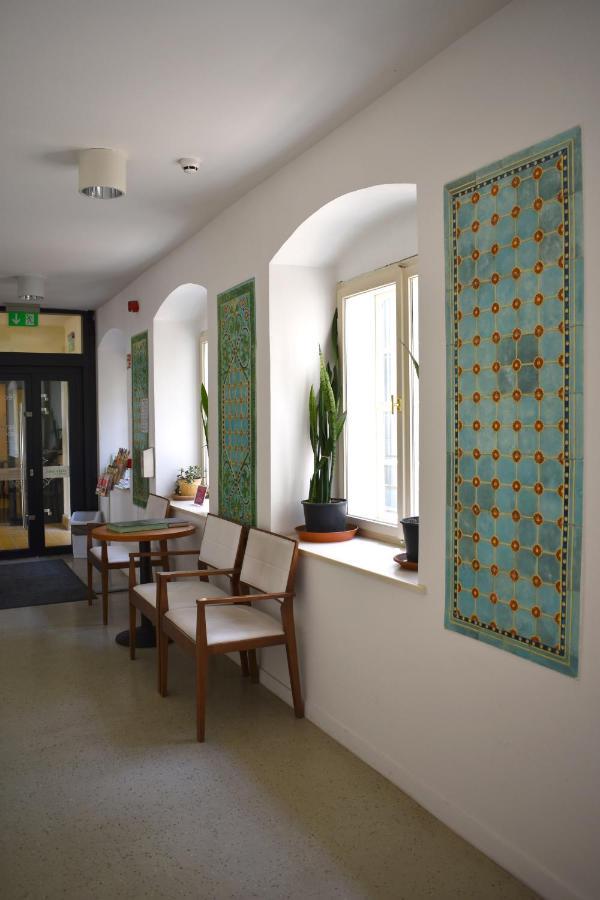 Zsolnay Negyed Vendeghaza Aparthotel *